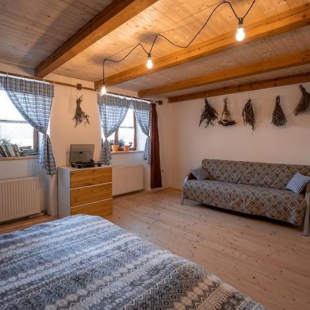 Přízemí vesnické usedlosti - Cozy village homestead Vidov Exterior foto