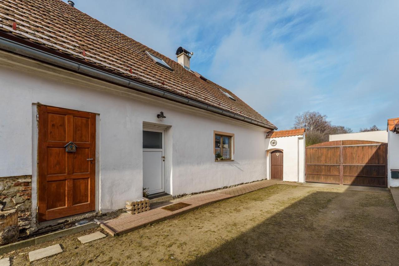 Přízemí vesnické usedlosti - Cozy village homestead Vidov Exterior foto